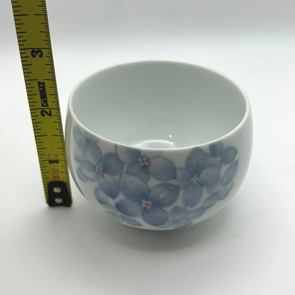 Japanese Porcelain Tea Cup Blue Floral Design‎